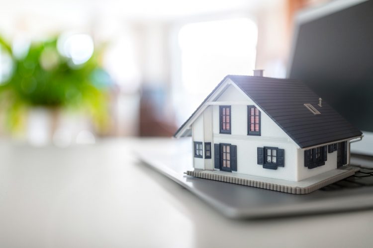 Elevate Your Luxury Real Estate Career with Market Reports