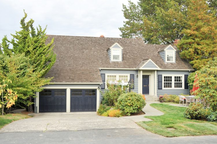 Existing-Home Sales Decline, but Prices Remain Resilient