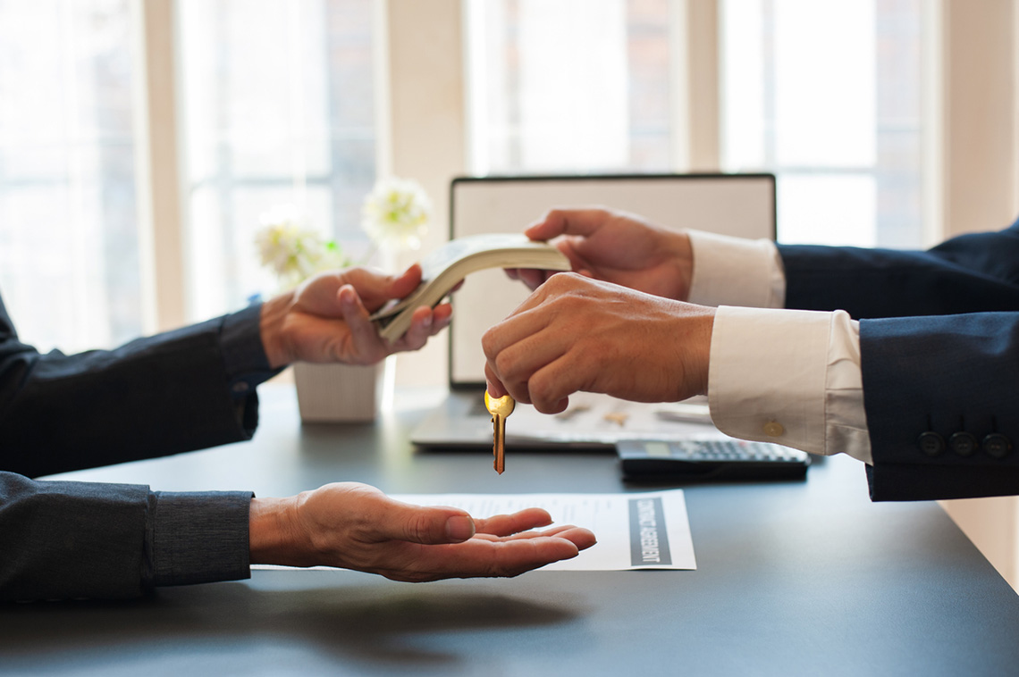 For Your Clients What Is a REALTOR® Commission? — RISMedia