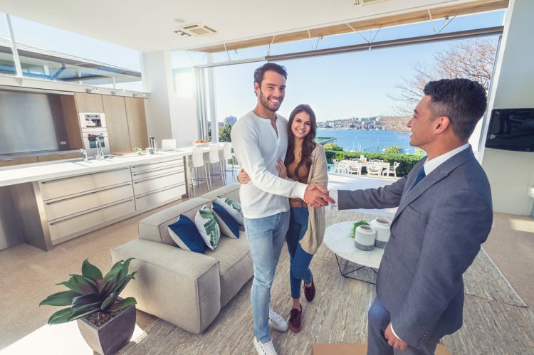 Three Tips to Differentiate Yourself in Luxury Real Estate