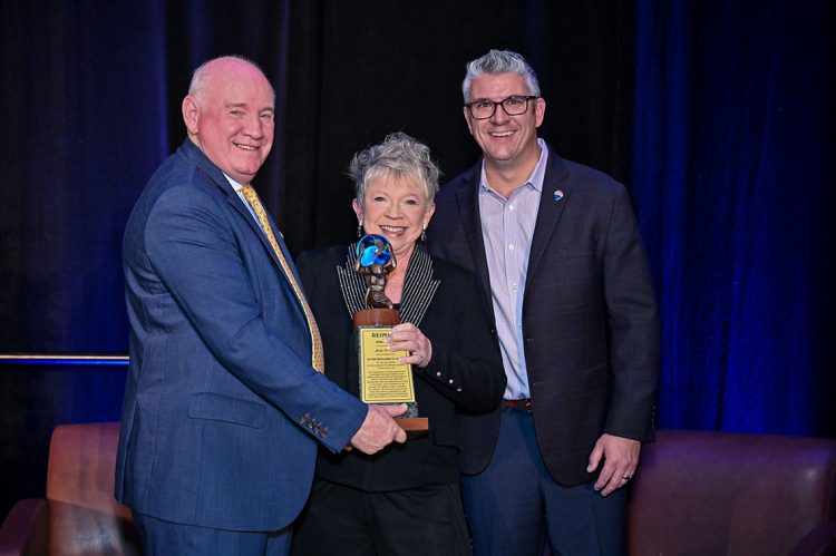 Top Industry Coach Judy LaDeur Honored With ‘On the Shoulders of Giants’ Award