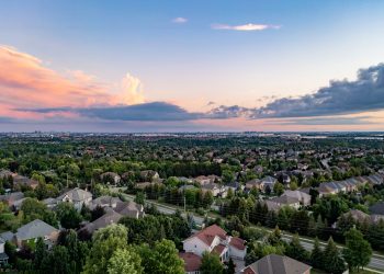 Things to Research Before Buying Into a Neighborhood