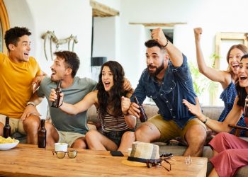 How to Throw the Perfect Game Day Party