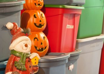 Decor Storage Tips for Seasonal Decorating