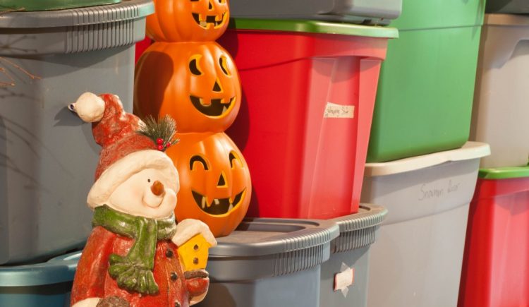 Decor Storage Tips for Seasonal Decorating
