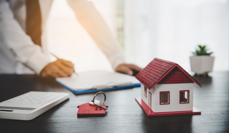 Reasons a House Falls Out of Contract