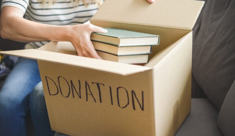Decluttering? Here’s How to Part With Old Books