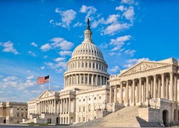 Fed Officials Drop Hints Ahead of Key Rate Decision