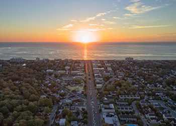 It’s The Vibes: Top 10 States People Move to for Lifestyle