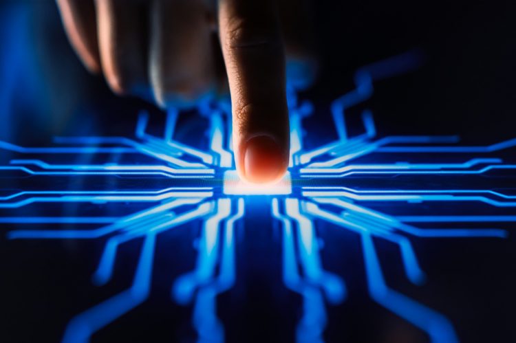 Researchers Debate Positive, Negative Effects of ‘Digitalization’