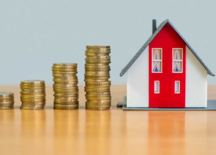 Should You Buy a Model Home? — RISMedia