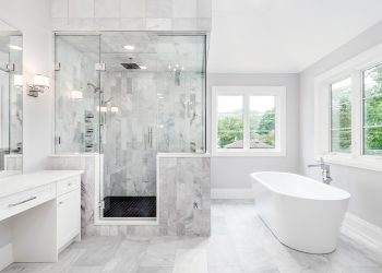 Is a Walk-In Shower the Right Choice for Your Bathroom?