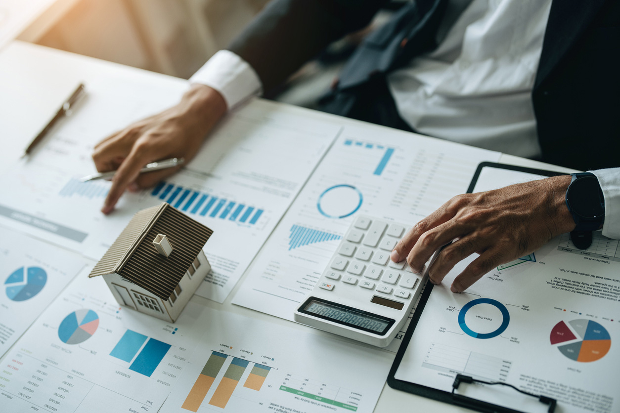 Should Agents Worry About Investment Firms in the Single-Family Homes Market? - Vimarsana News