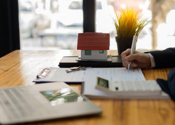 Mortgage Mix: Applications Decrease Amidst Other Positives