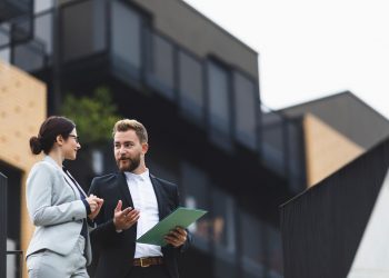 What Buyers and Sellers Should Know About Dual-Agent Representation