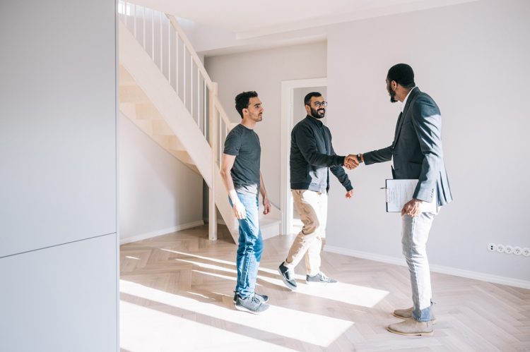 What Is a Real Estate Agent?