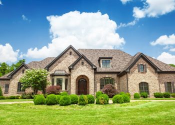 Demand for Luxury Housing Outpaces Supply Moving Further Into 2023