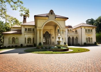 Demand for Luxury Housing Outpaces Supply Moving Further Into 2023
