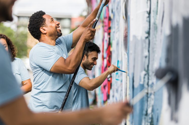 Realty ONE Group Holds Day of Giving Back