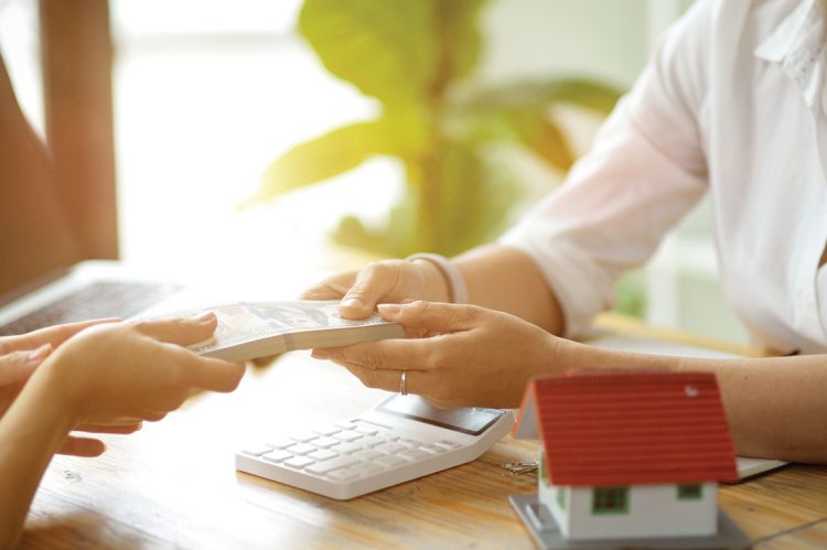 Cash Rules, New Study Finds