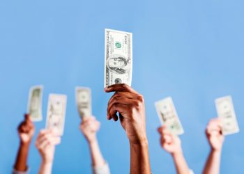 The Pros and Cons of a Backup Offer on a House