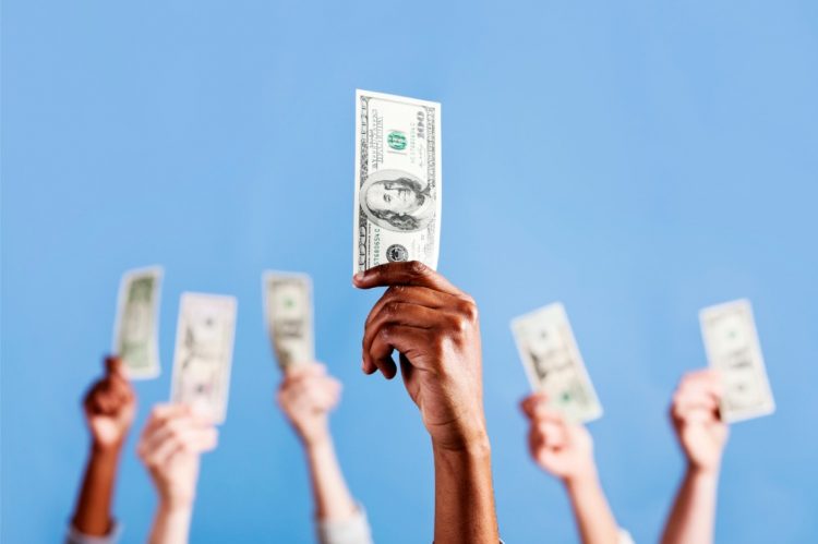 The Pros and Cons of a Backup Offer on a House