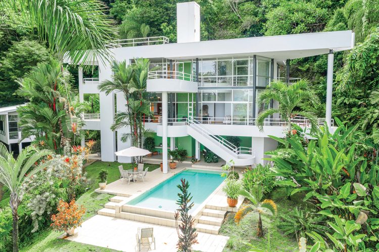 Global Spotlight: Safe Investments, Variety of Buying Options Lure Foreigners to Costa Rica