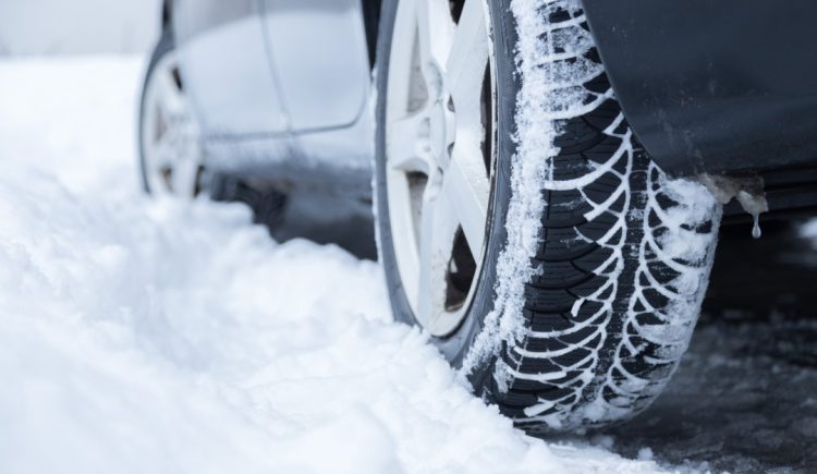 What to Do If You Get Stranded in Your Car During the Winter