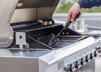 How to Clean Your Grill