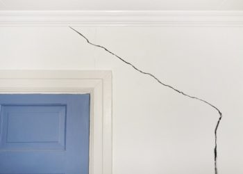Does Homeowners Insurance Cover Earthquake Damage?