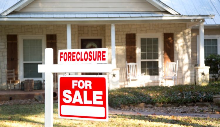 How to Find Foreclosure and Short Sale Listings