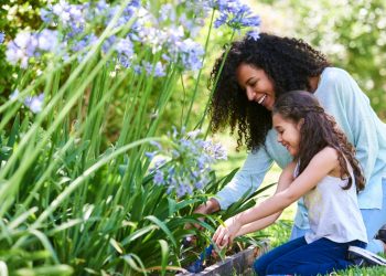 5 Activities to Put on Your Family’s Spring Bucket List