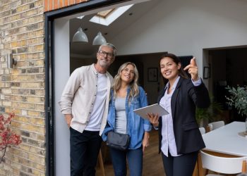 Before You Buy a House, Think About Your Complete Financial Picture