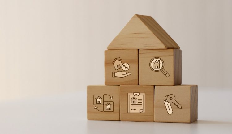 Navigating Buying and Selling a Home at the Same Time