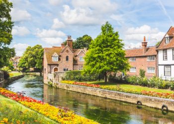 Should You Buy a House Near a River?