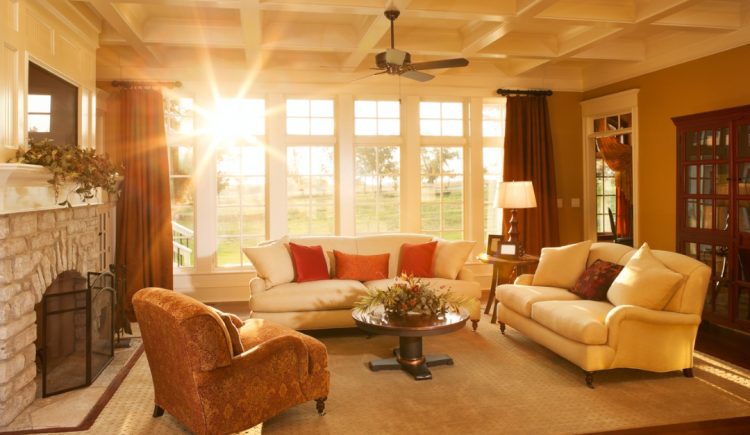Pros and Cons of Buying a House That Gets a Lot of Natural Light