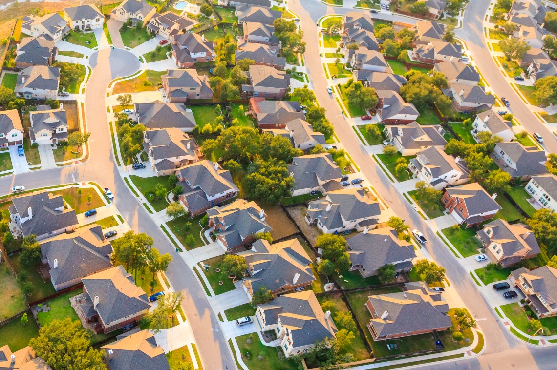 The Pros and Cons of Living in a Subdivision Neighborhood — RISMedia