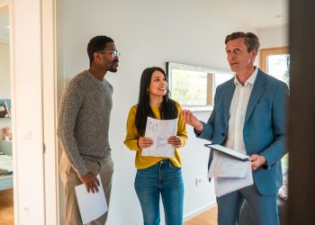 Tasks a Buyer’s Agent Does for Homebuyers