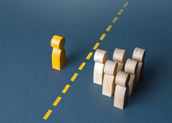 Team Tactics: 4 Tips If You’re Not Fitting in on a New Team