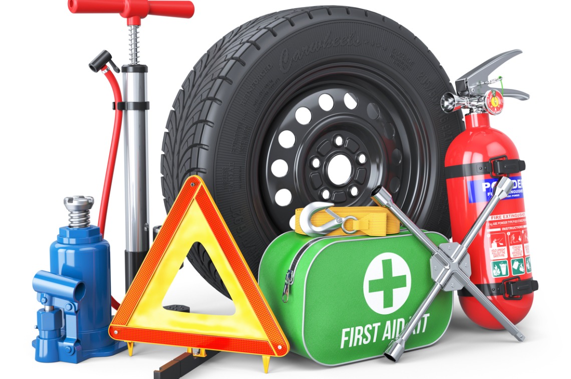 What You Should Have in Your Vehicle’s Emergency Kit