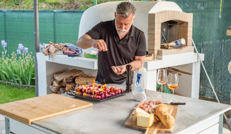 4 Unique Backyard Upgrades for Entertaining