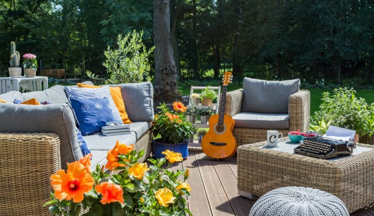 Easy Summer Decorating Inspiration