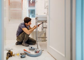Should You Remodel the Bathroom Before Listing Your House?