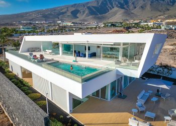 Global Spotlight: Olé! Island and Mainland Spain Housing Markets Sizzling Hot