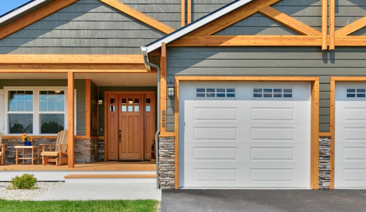 What You Should Know About Homeowners Insurance Coverage for Your Garage