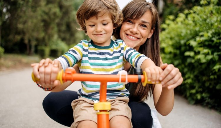 Ways to Get Your Kids to Be Active During the Summer