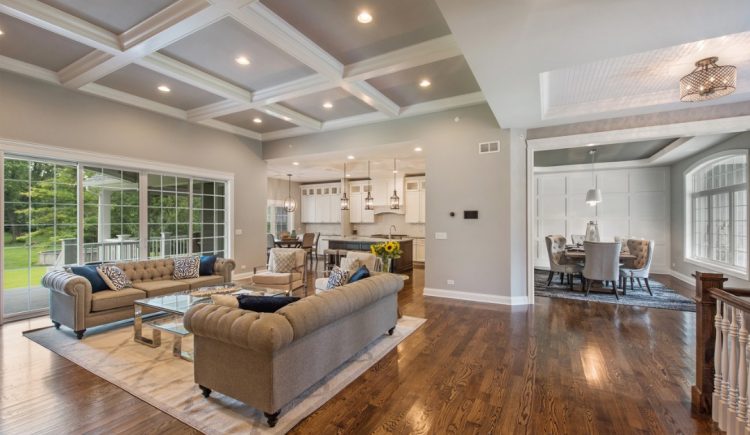 Should You Have the Same Flooring Throughout Your Entire House?