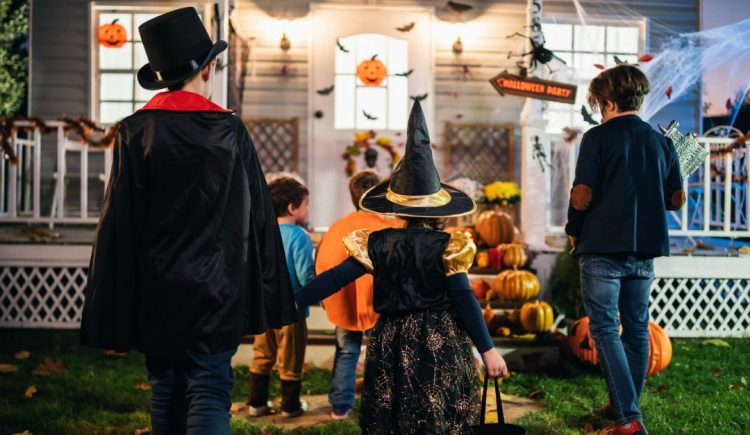 Tips to Ensure Safe Trick-or-Treating This Year