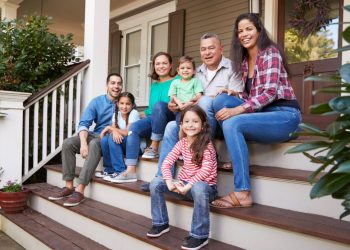 Living With Family Becomes More Common Amid Affordability Challenges