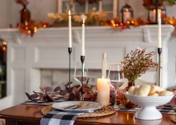 4 Decor Tips for Your Thanksgiving Dinner